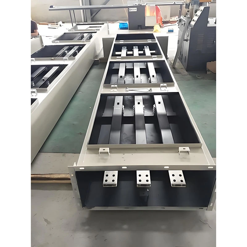 Met staal omsloten hoogspanningsbuskanaal